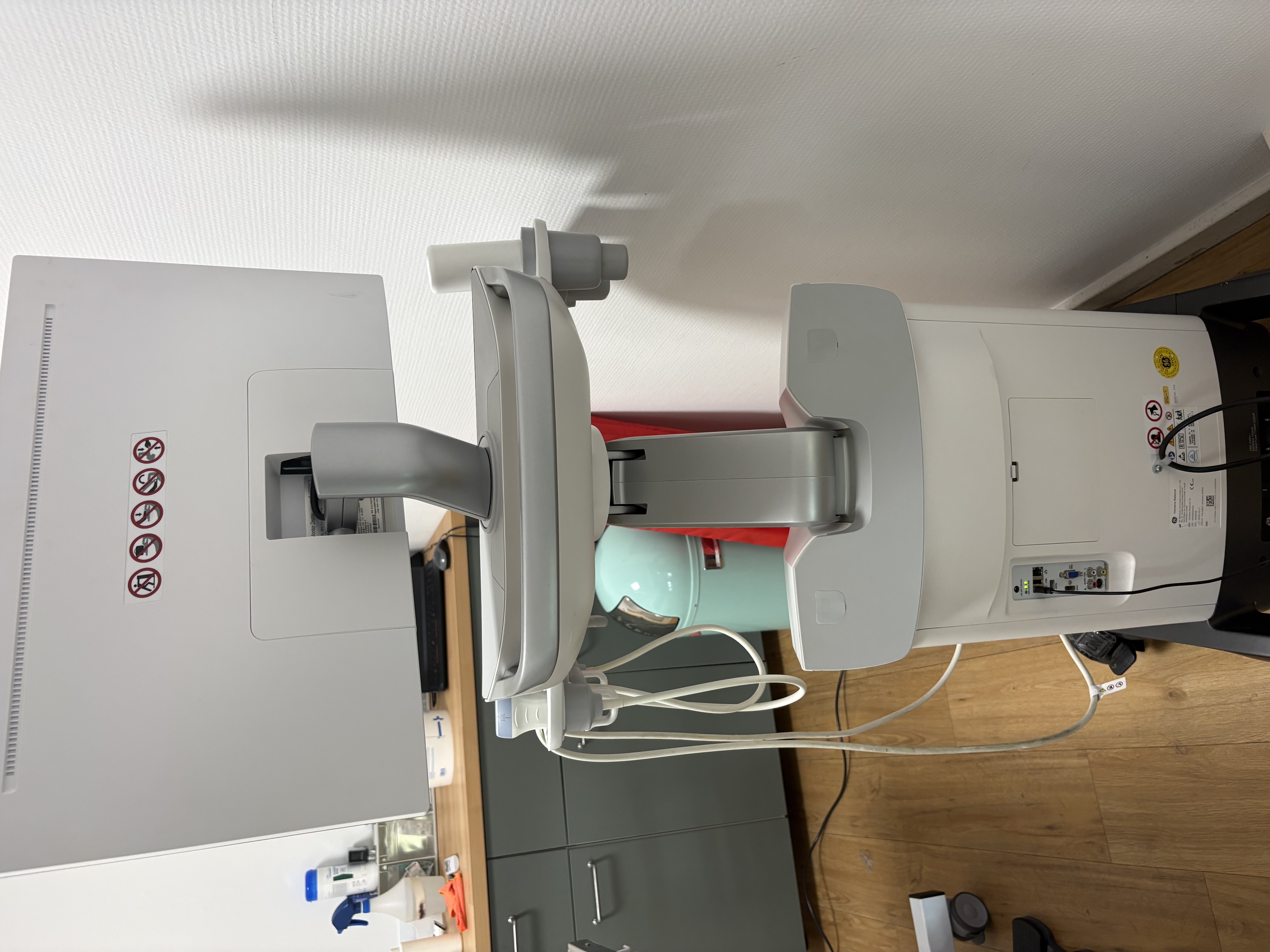 GE Versana Balance VA Veterinär-Ultraschallsystem – Baujahr 2020 inkl. 12L-RS & 8C-RS Sonden