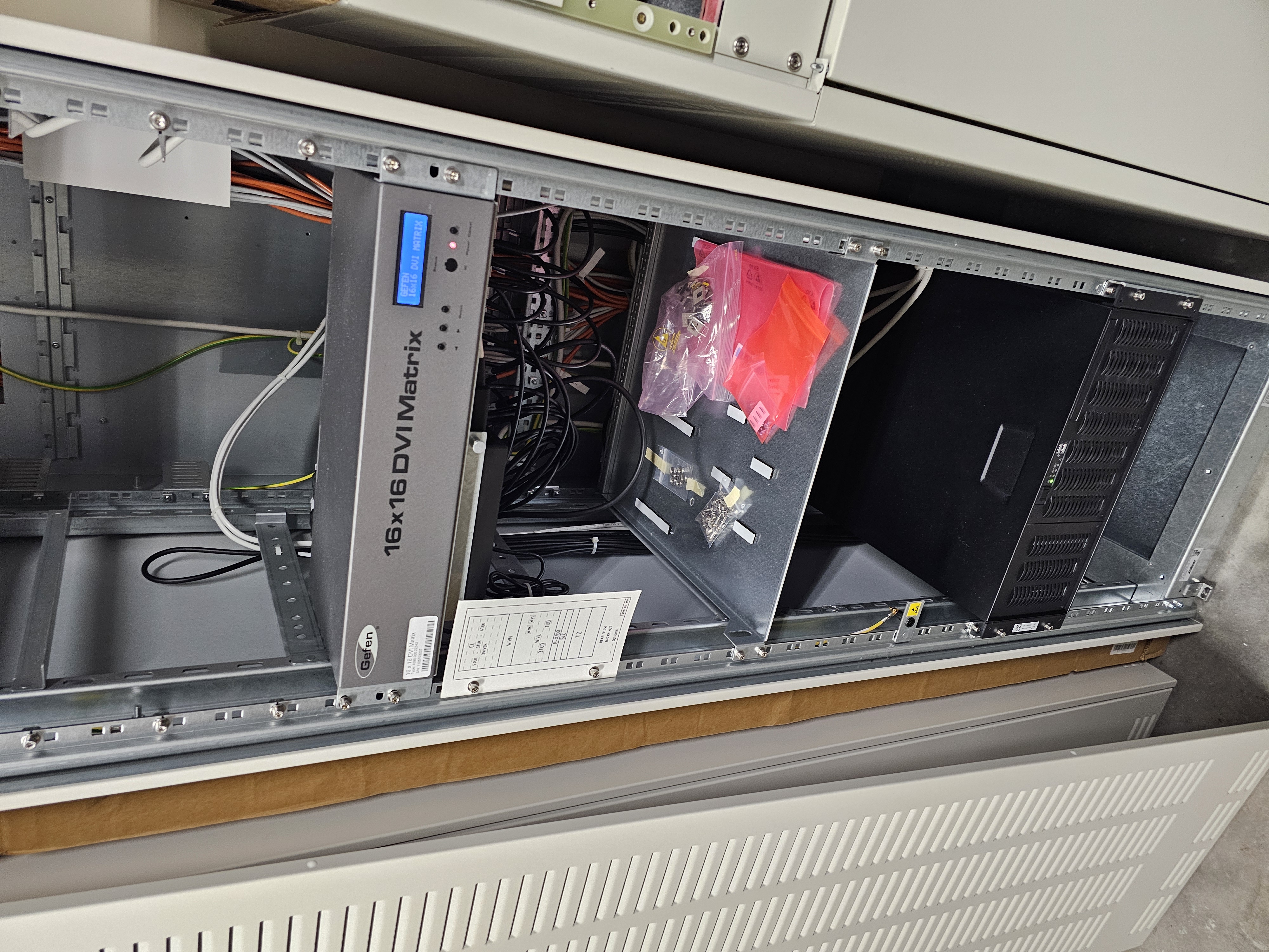 Philips Interventional X-Ray System mit ClarityIQ FD20 Röntgenanlage (Baujahr 2011)