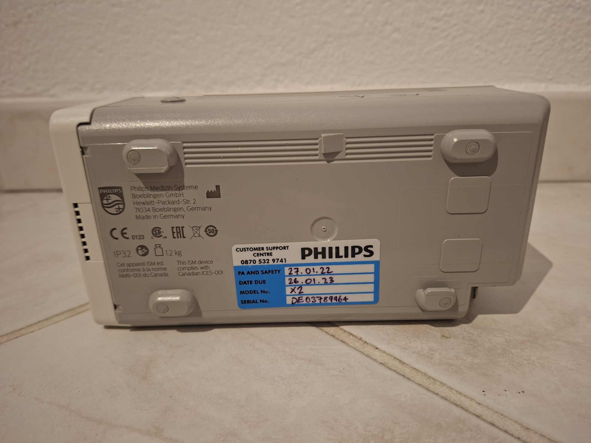 Intellivue MP70 mit X2 Transportmodul, EKG-Stammkabel, SPO2, NIBP