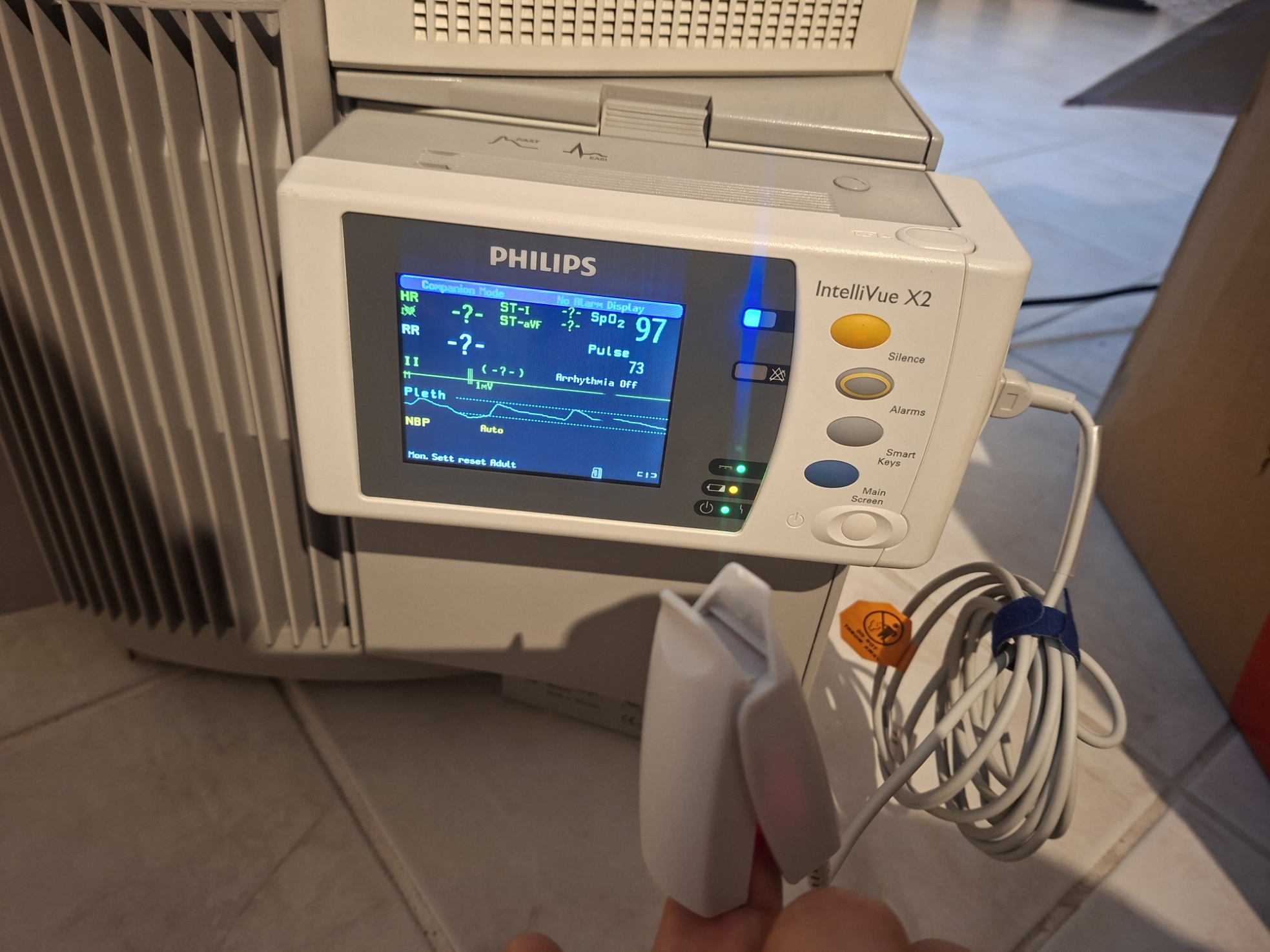 Intellivue MP70 mit X2 Transportmodul, EKG-Stammkabel, SPO2, NIBP
