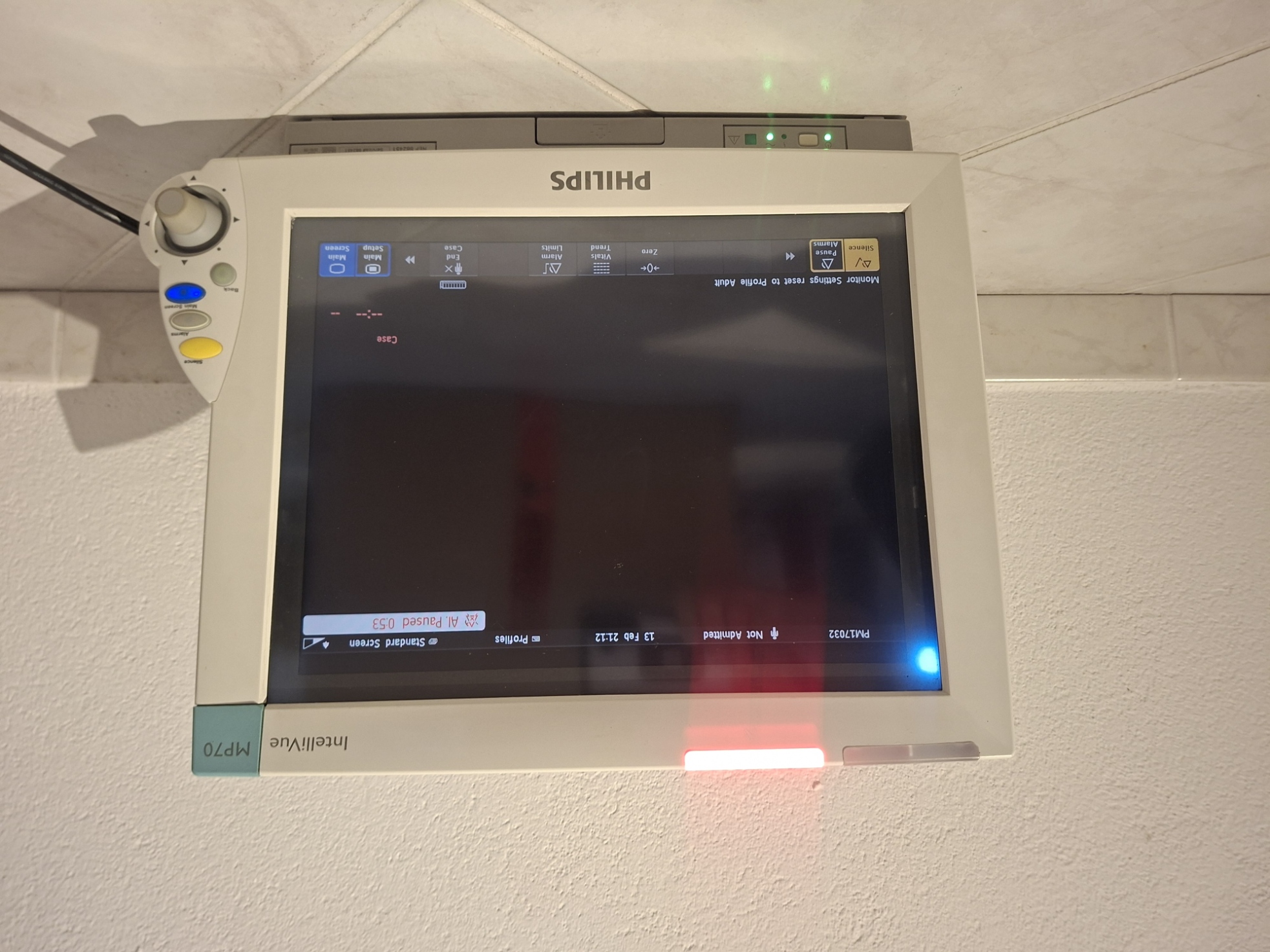 Intellivue MP70 mit X2 Transportmodul, EKG-Stammkabel, SPO2, NIBP